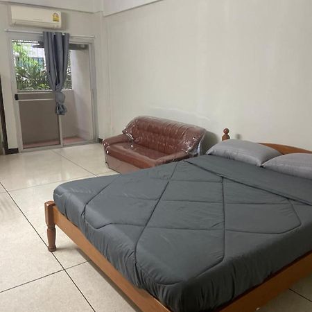 Viriyapon Apartman Bangkok Kültér fotó